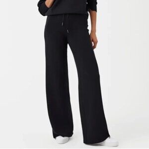 NEW Women's Black Spanx Air Essentials Soft Wide Leg Pant Very Black 1X PETITE
